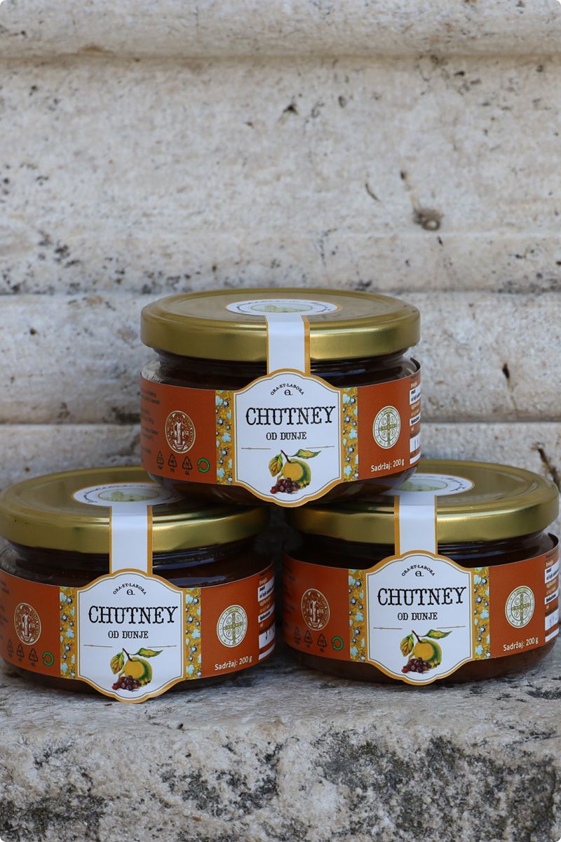 Suveniri-chutney-od-dunje